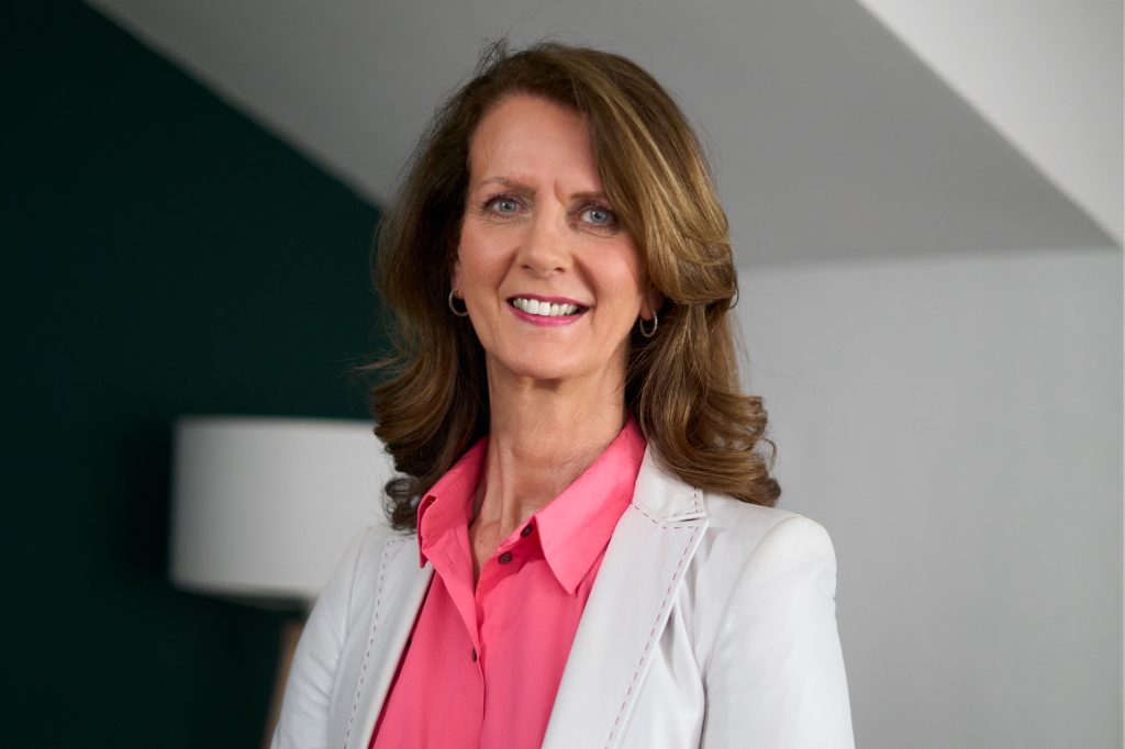 Lynne Strawford